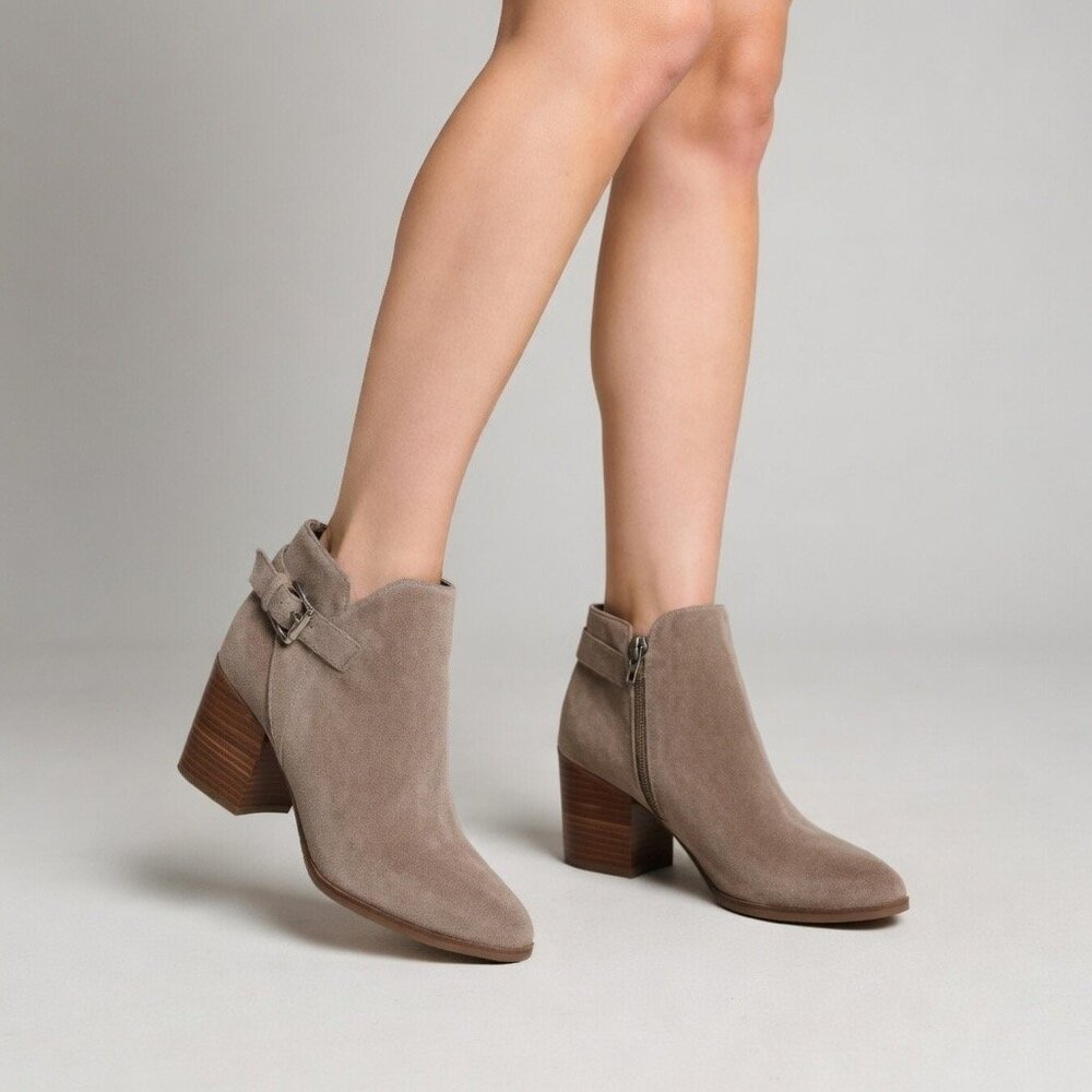 Marc Fisher Taupe Suede Omvandy Ankle Bootie, Size 7.5